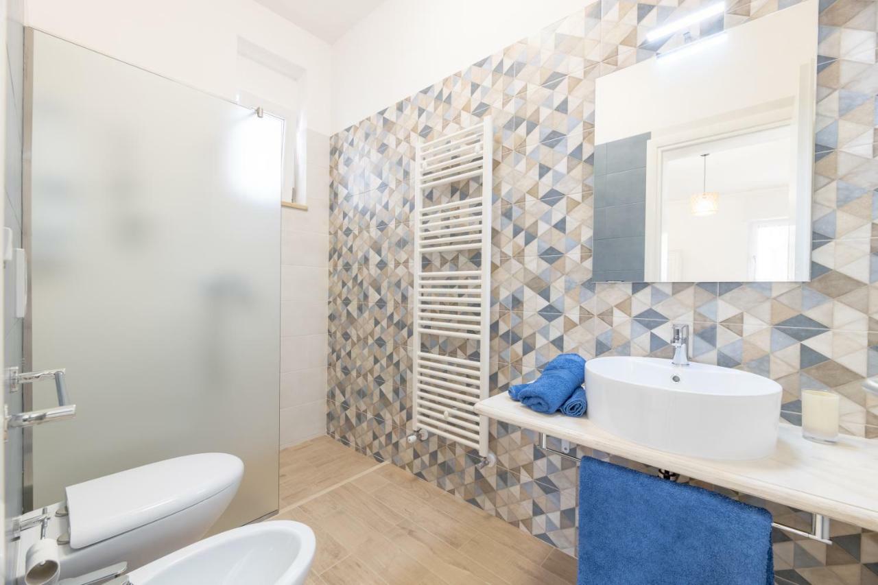 Oro Blu Hotel Torre Suda Luaran gambar